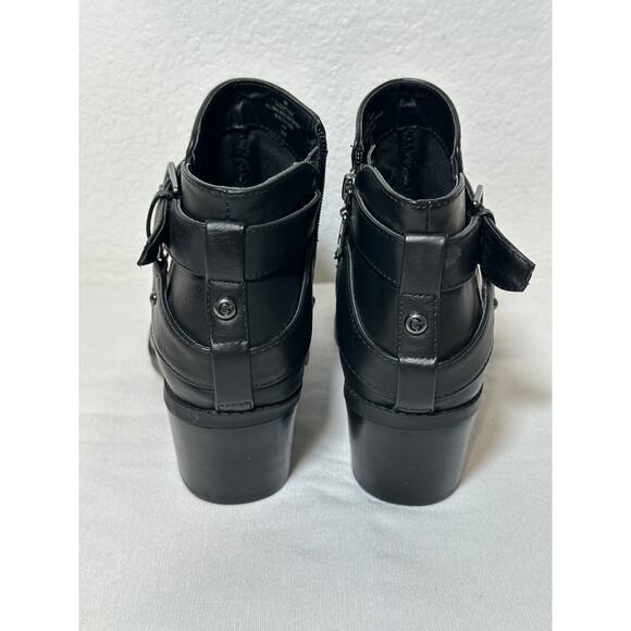 GBG by Guess Women Boot Black Dustyn Chelsea Style Cuban Heel Ankle Size 8 - Picture 9 of 9